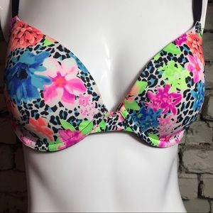 Victoria’s Secret Bra 36C